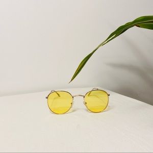 Yellow Shades